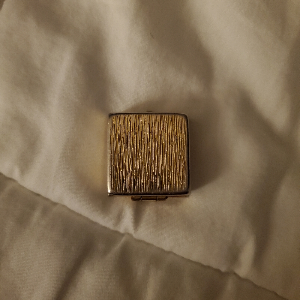 Damascene Gold Geometric Square Mini Pill Box by Midas of Toledo Spain - Picture 4 of 5